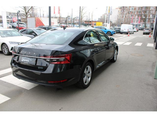 Škoda Superb 2.0 TDI AMBITION DSG 
