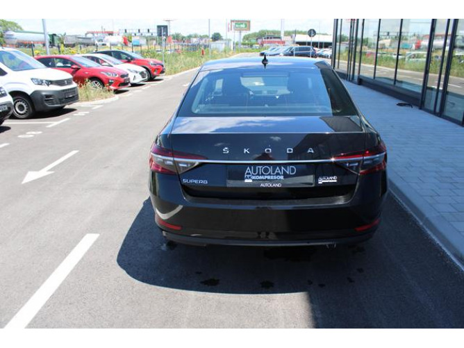 Škoda Superb 2.0 TDI Ambition DSG 