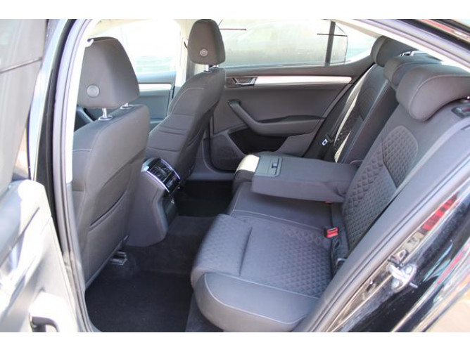 Škoda Superb 2.0 TDI Ambition DSG 