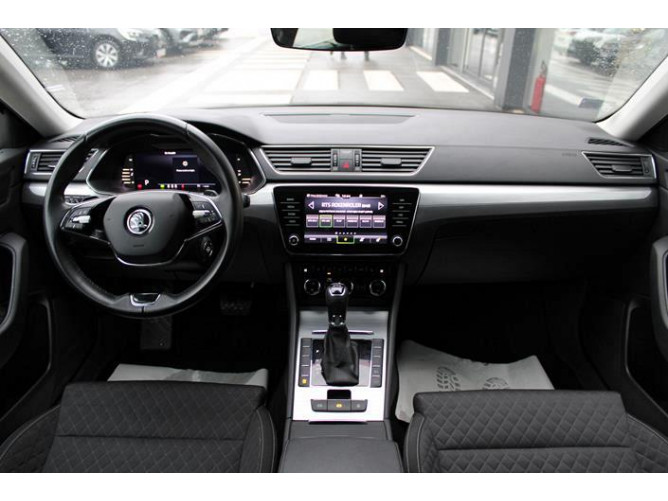 Škoda Superb 2.0 TDI Ambition DSG 