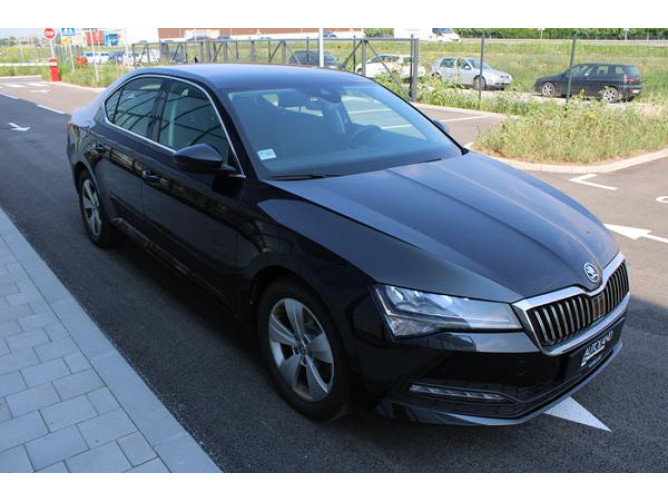 Škoda Superb 2.0 TDI Ambition DSG 