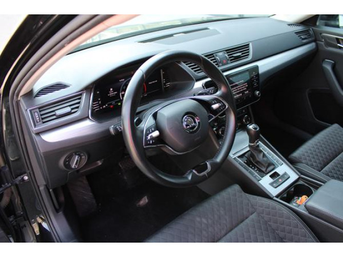 Škoda Superb 2.0 TDI Ambition DSG 