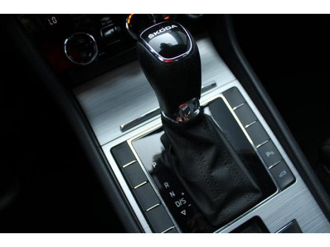 Škoda Superb 2.0 TDI Ambition DSG 