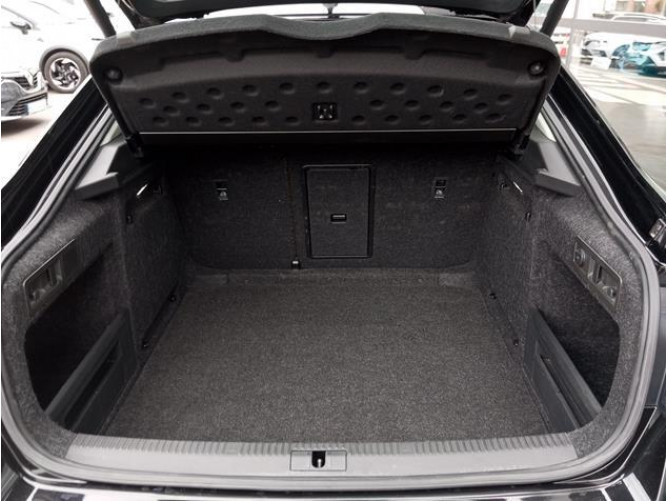 Škoda Superb 2.0 TDI AMBITION 