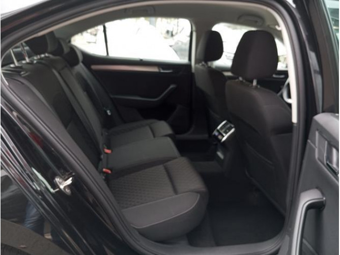 Škoda Superb 2.0 TDI AMBITION 