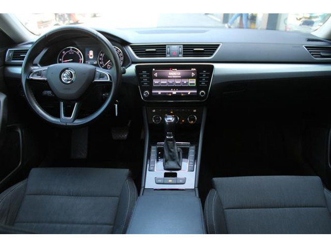 Škoda Superb 2.0 TDI STYLE DSG 
