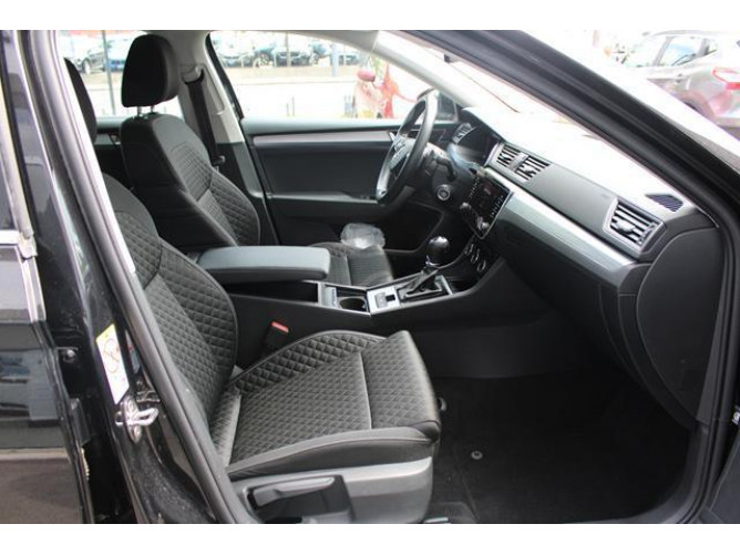 Škoda Superb 2.0 TDI AMBITION DSG 