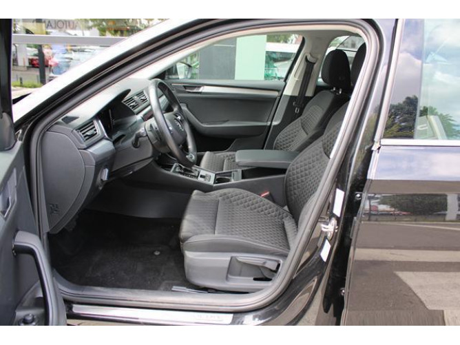 Škoda Superb 2.0 TDI AMBITION DSG 