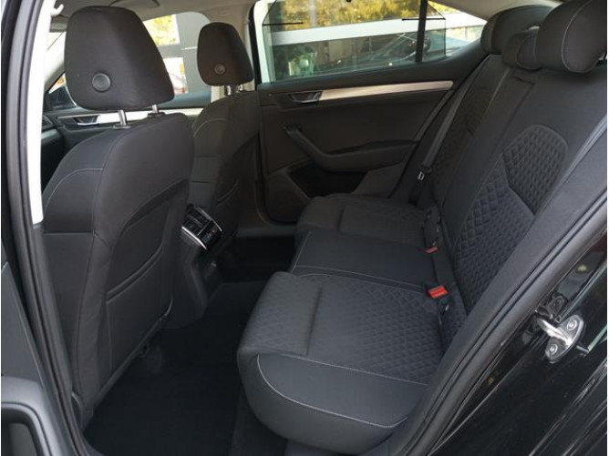 Škoda Superb 2.0 TDI Ambition DSG 