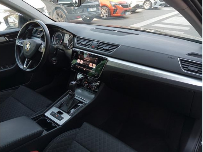 Škoda Superb 2.0 TDI Ambition DSG 