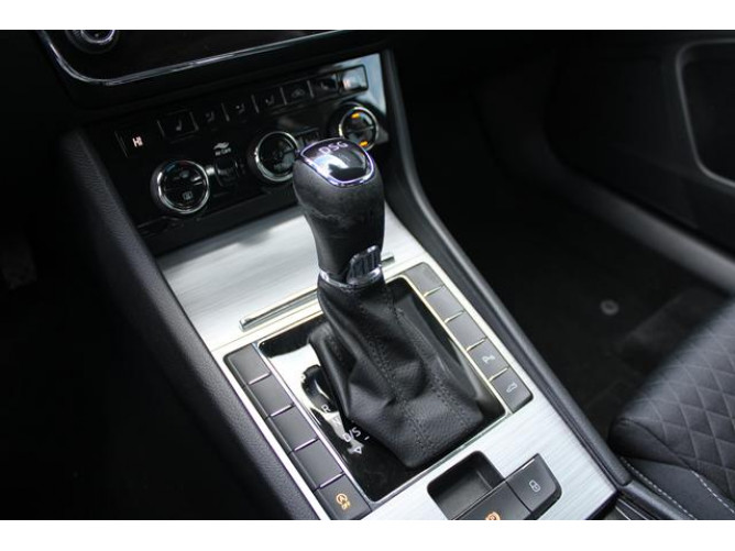 Škoda Superb 2.0 TDI AMBITION DSG 