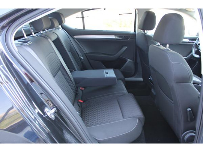 Škoda Superb 2.0 TDI Ambition DSG 