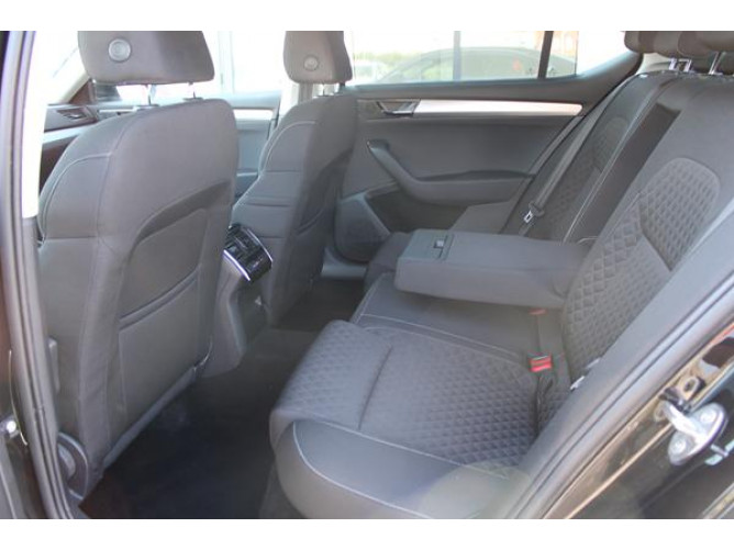 Škoda Superb 2.0 TDI Ambition DSG 