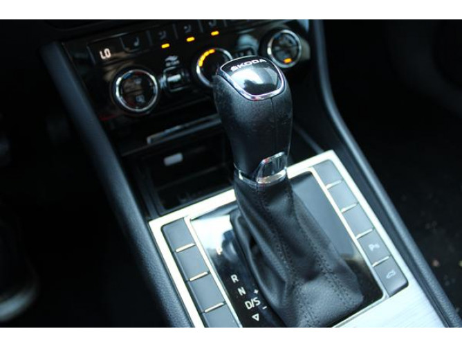 Škoda Superb 2.0 TDI Ambition DSG 