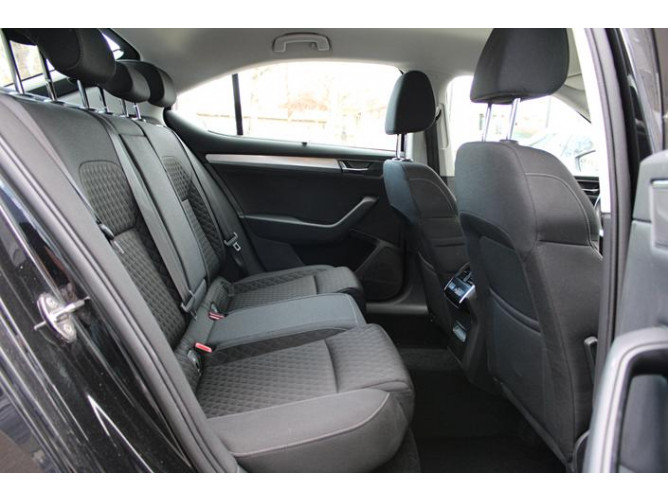 Škoda Superb 2.0 TDI DSG 