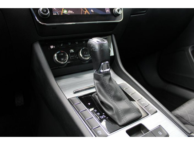 Škoda Superb 2.0 TDI DSG 