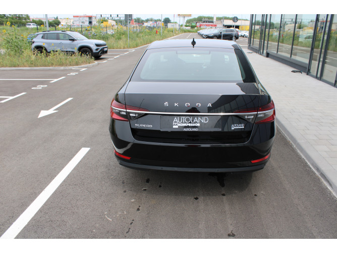 Škoda Superb 2.0 TDI Ambition DSG 