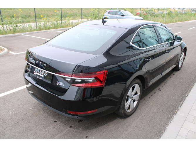 Škoda Superb 2.0 TDI Ambition DSG 