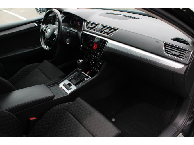 Škoda Superb 2.0 TDI Ambition DSG 