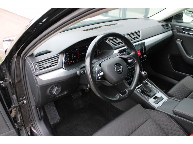 Škoda Superb 2.0 TDI Ambition DSG 