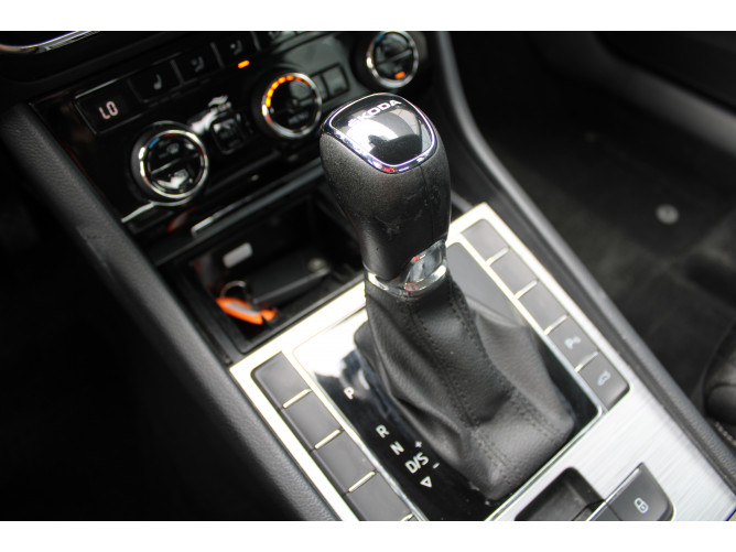 Škoda Superb 2.0 TDI Ambition DSG 