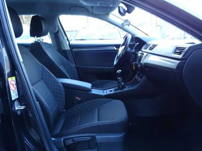 Škoda Superb 2.0 TDI Active 