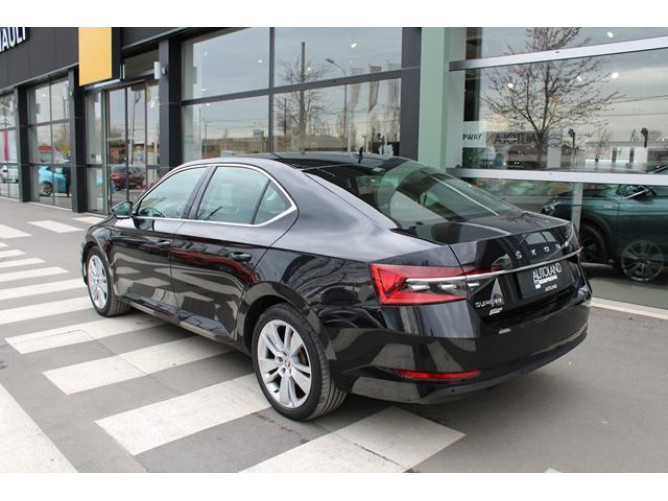 Škoda Superb 2.0 TDI DSG 