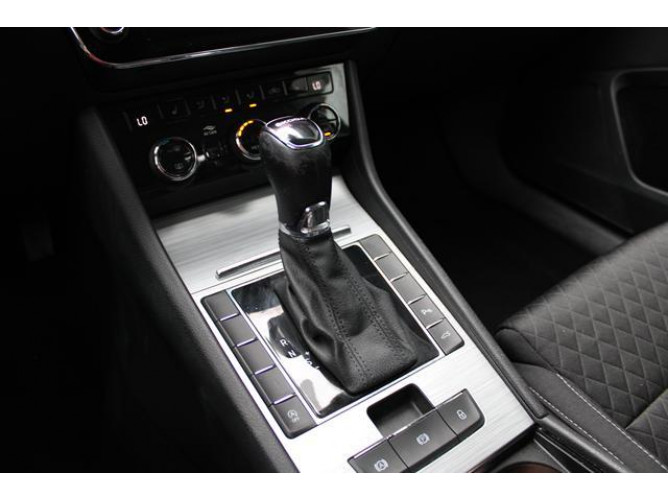 Škoda Superb 2.0 TDI DSG 