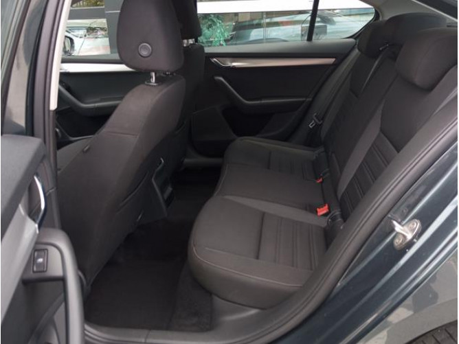 Škoda Octavia 2.0 TDI Ambiton DSG 