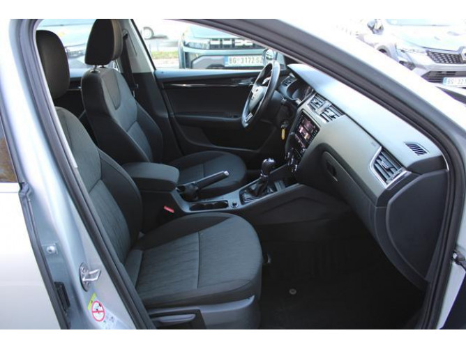 Škoda Octavia 2.0 TDI STYLE DSG 