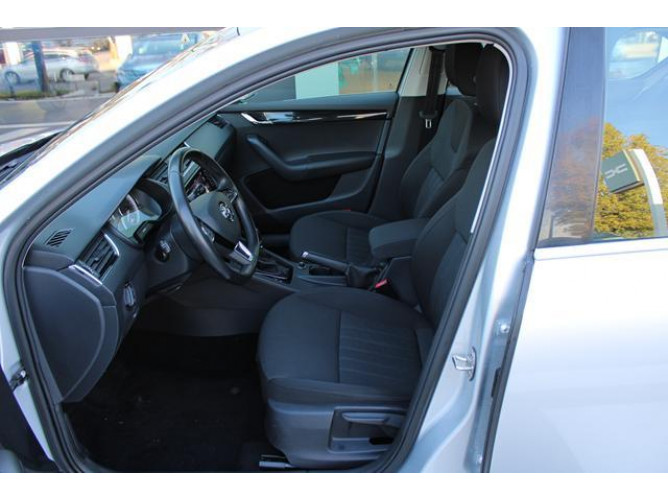 Škoda Octavia 2.0 TDI STYLE DSG 