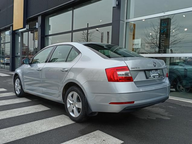 Škoda Octavia 2.0 TDI DSG Style 