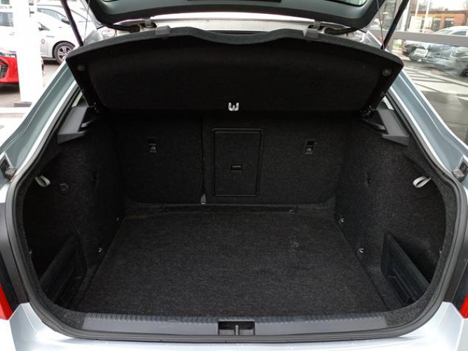 Škoda Octavia 2.0 TDI DSG Style 