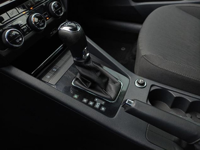Škoda Octavia 2.0 TDI DSG Style 