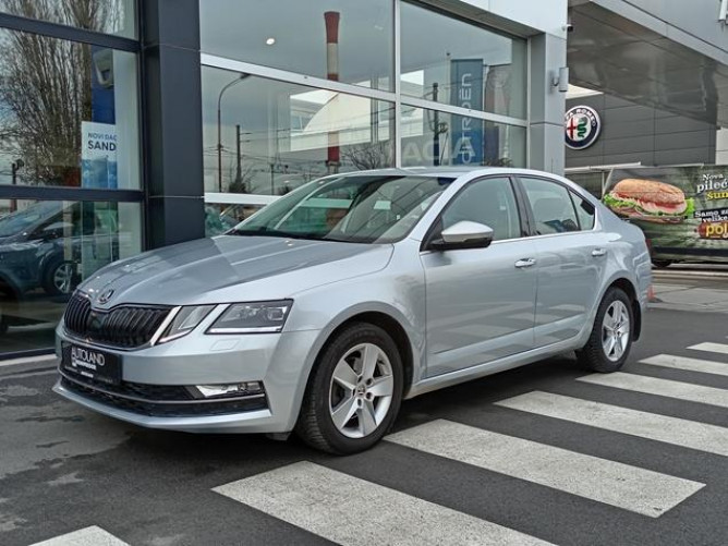 Škoda Octavia 2.0 TDI DSG Style 