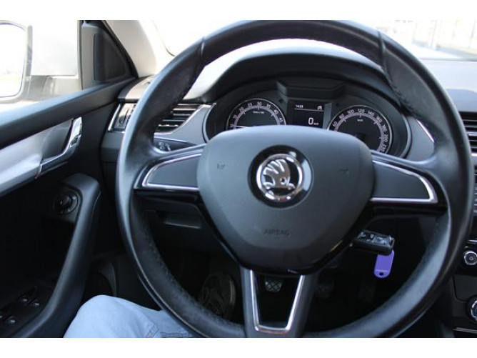Škoda Octavia A7 AMBITION 2.0 TDI 