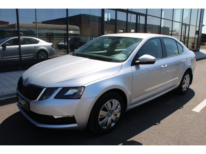 Škoda Octavia A7 AMBITION 2.0 TDI 