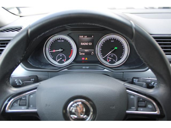 Škoda Superb 2.0 TDI STYLE DSG 