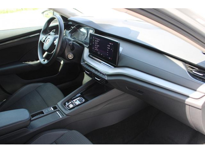 Škoda Octavia 2.0 TDI AMBITION DSG 