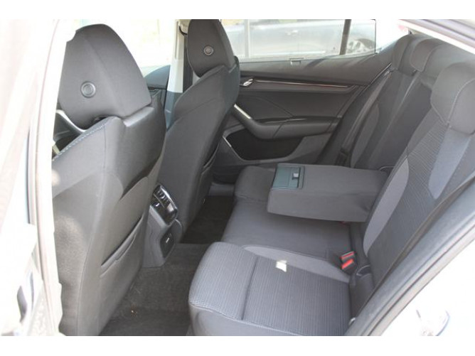 Škoda Octavia 2.0 TDI AMBITION DSG 