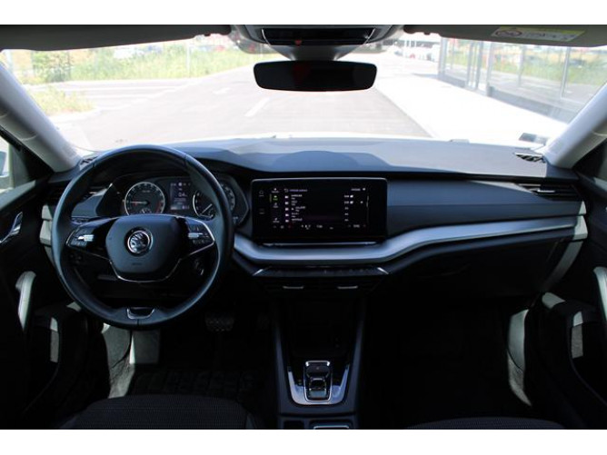 Škoda Octavia 2.0 TDI AMBITION DSG 