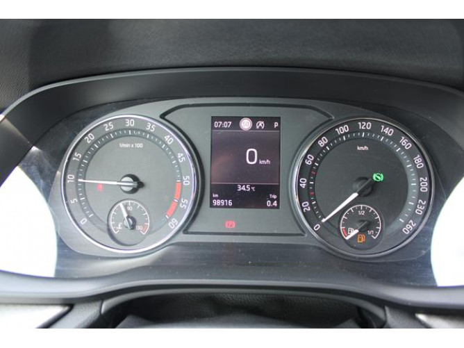 Škoda Octavia 2.0 TDI AMBITION DSG 