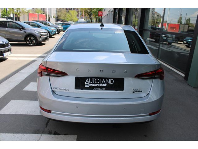 Škoda Octavia 2.0 TDI AMBITION DSG 