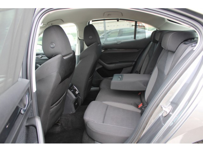 Škoda Octavia 2.0 TDI AMBITION DSG 