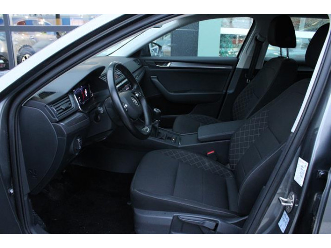 Škoda Superb 1.5 TSI Active 