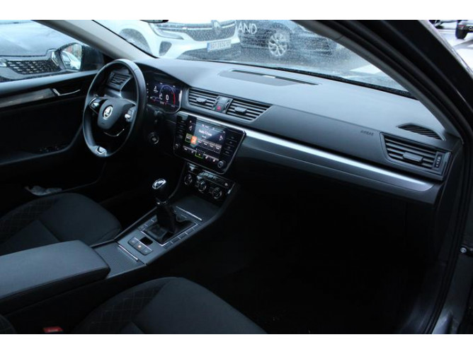 Škoda Superb 1.5 TSI Active 
