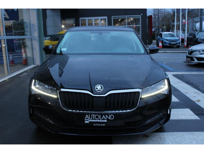 Škoda Superb 1.5 TSI ACTIVE 