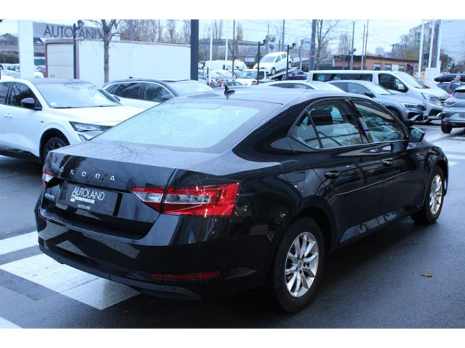 Škoda Superb 1.5 TSI ACTIVE 