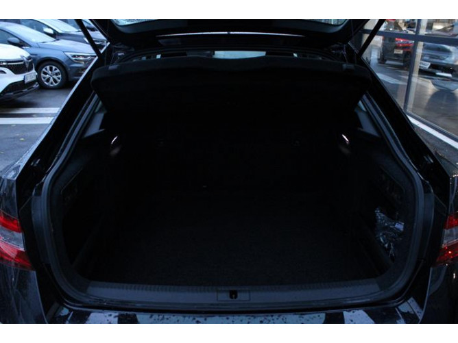 Škoda Superb 1.5 TSI ACTIVE 