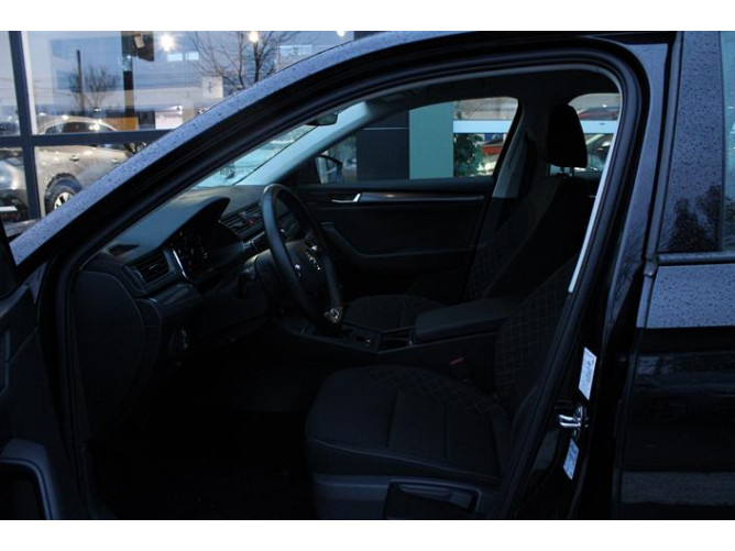 Škoda Superb 1.5 TSI ACTIVE 